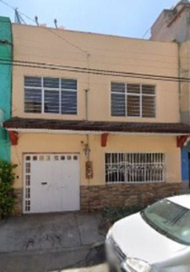 Casa En Venta En Calle Fresnillo # 52 Col. Ampl. Michoacana