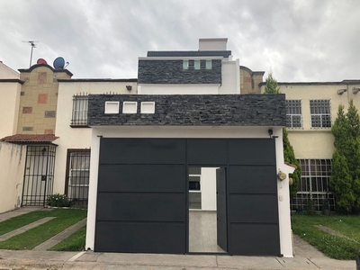 Casa en venta Los Sauces V, Toluca