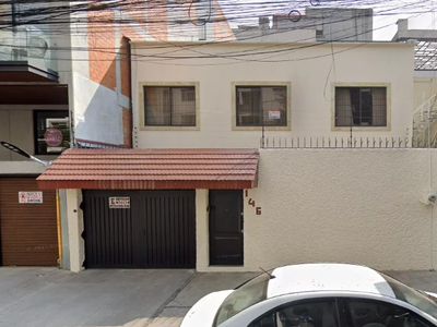 Fantastico Remate Bancario, Casa A La Venta En La Colonia Napoles