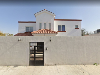 Remato Casa En: Calz. San Pedro 1205, Portal Del Norte, 65780 Portal Del Nte., N.l.