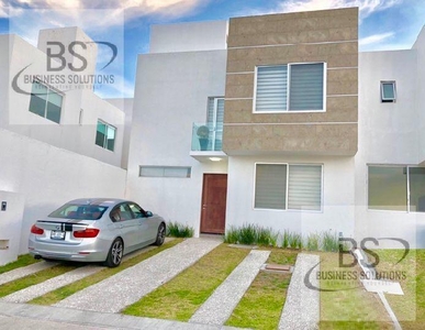 Doomos. AV/ CASA EN VENTA O RENTA GRAND JURIQUILLA QUERETARO