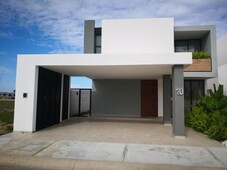 casa en venta en venta en fracc. lomas del dorado.