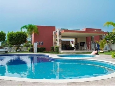 Bonita Casa en Real Ixtapa REMATE BANCARIO