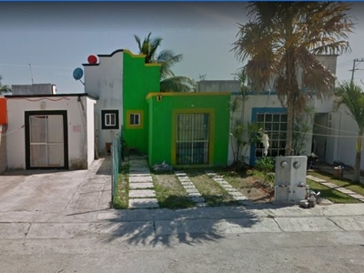 Cancún QROO Casa en Venta, Adjudicado en Haciendas del caribe Remate Bancario