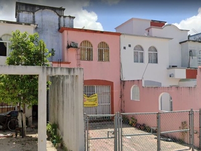 Cancún QROO Casa en Venta, Adjudicado en Hda del caribe de Recuperación Bancaria
