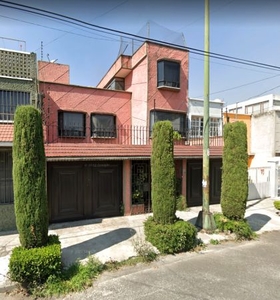 CASA EN VENTA EN COL.HOGAR Y SEGURIDAD DEL. AZCAPOTZALCO