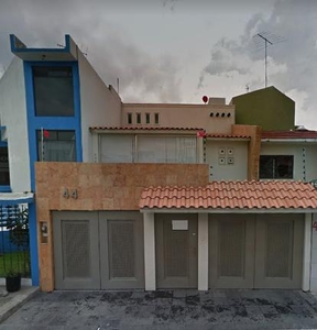 Doomos. Casa en Venta Remate - Campestre Coyoacán - Ciudad de México