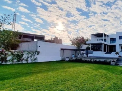 Espectacular Casa en Club de Golf Santa Fe, en Xochitepec Mor