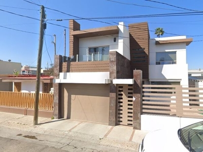 Venta de Casa con oportunidad de crecimiento en Tijuana, B.C.