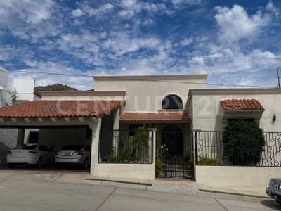 CASA EN VENTA EN LA PALOMA RESIDENCIAL, HERMOSILLO SONORA