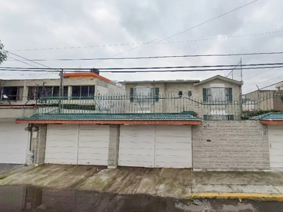 Comoda Y Amplia Casa A La Venta En Toluca, Magnifico Remate Bancario