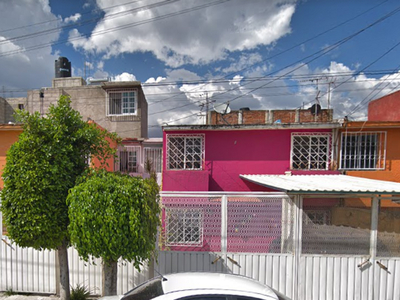 Casa en venta Avenida Central, Valle De Aragón, Fracc Valle De Aragón 3ra Secc Ote, Ecatepec De Morelos, México, 55280, Mex