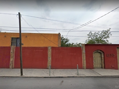Casa En Venta Colonia Saltillo Centro, En $769,091 Por Remate Bancario!! Jca