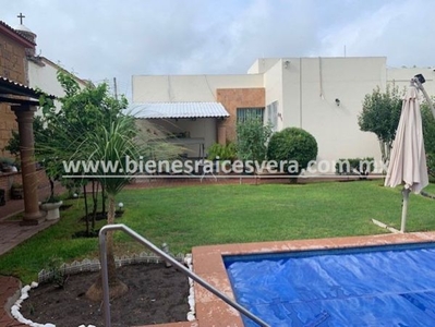 CASA EN VENTA EN TEQUISQUIAPAN EN LA MAGDALENA CELESTE