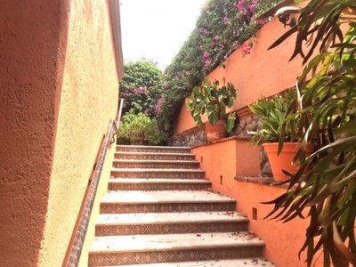 Casa Sola en Jardines de Acapatzingo Cuernavaca - TBR-907-Cs