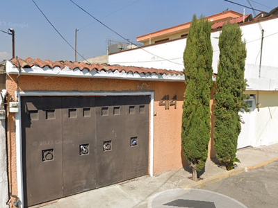 Casa en venta Gladiolas, Villa De Las Flores, San Francisco Coacalco, Estado De México, México