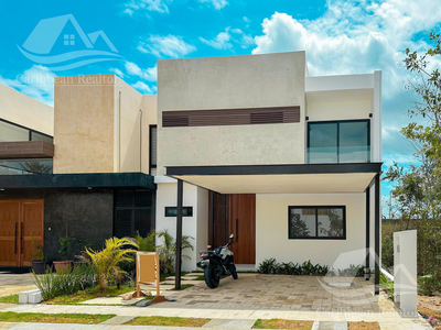 Casa Nueva En Venta De 4 Rec Una En Pb En Rio Cancun Alrz8626