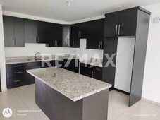 casas en venta - 194m2 - 4 recámaras - la joya - 240,000 usd