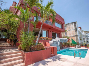 Casa Con Espectacular Vista En Acapulco