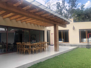 Casa Con Jardín De Una Planta En Parte Baja De San Jerónimo