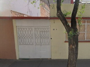 Casa En Av. Pirineos En La Col. Portales Sur De La Alcaldía Benito Juárez As78