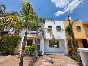 Casa Privanza Residencial Av Camino Real A Colima