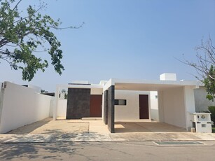 Doomos. Casa de 1 Planta en venta en Cholul en Mérida,Yucatán