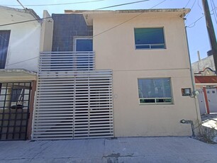 Doomos. Casa en condominio en venta Pitahayas 3ra Sección, Pachuca