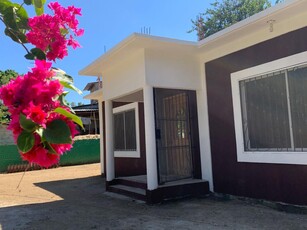 Doomos. Casa en Puerto Ángel