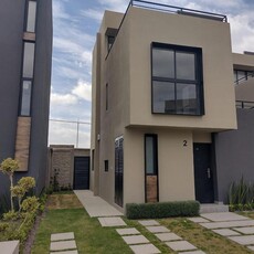 Doomos. CASA EN VENTA EN SAN MATEO ATENCO