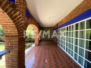 Doomos. Venta de Casa en Colinas de Oaxtepec