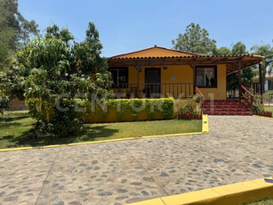 Se Vende Casa En Ixtlahuacan, Colonia Los Cedros, Excelente Oportunidad |