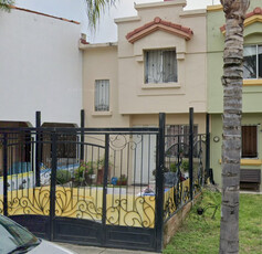 Venta De Casa, ¡remate Bancario!, Col. Paseos De Santiago, Tonalá, Jal. -jmjc3