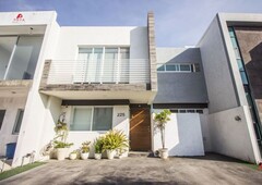 casa en renta en zanthe solares, zapopan jal.