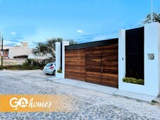 Casas en venta - 240m2 - 3 recámaras - Tequisquiapan - $3,200,000