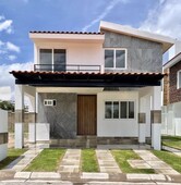 casa en venta con roof garden en las plazas