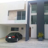 casa en venta de 4 recamaras y roof , yucatan, lomas de angelopolis puebla - 5 baños - 250 m2