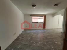 CASA EN VENTA EN ALAMITOS