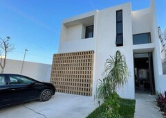 Casa en venta en Mérida, en Privada Alera. ¡Zona Norte!