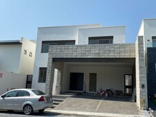 casa en venta renta colonia montealban, carretera nacional, zona el uro