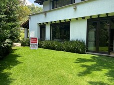 Casa impecable en venta frente a Rancho San Francisco