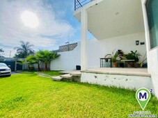 Casas en venta - 247m2 - 3 recámaras - Xochitepec - $1,990,000