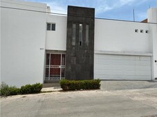 Doomos. Casa en Renta en Rinconada de Los Andes, Lomas del Tecnologico