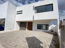 en venta casa en zen life, gran jardin y