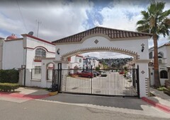 LC Hermosa Casa Remate Bancario en Residencial Aguacaliente, Tijuana