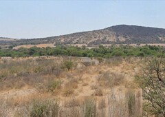 TERRENO HABITACIONAL EN VENTA SOBRE CARRETERA A MOMPANI, QUERETARO.