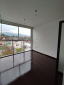 penthouse en venta 210m2, con roofgarden, en un ambiente tranquilo y familiar.