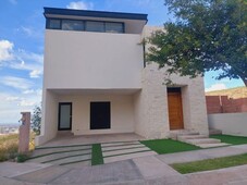 VENTA DE CASA EN MONTERRA