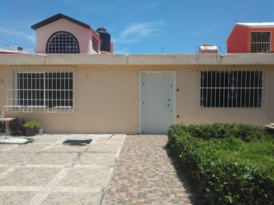 2m Exelente Casa De Remate Bancario En Rosario Castellanos Col. San Manuel Campeche