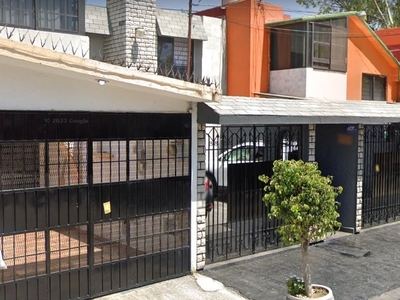 Casa En Bonita Zona A Mitad De Precio Contrato Certificado Por Notario Publico St68